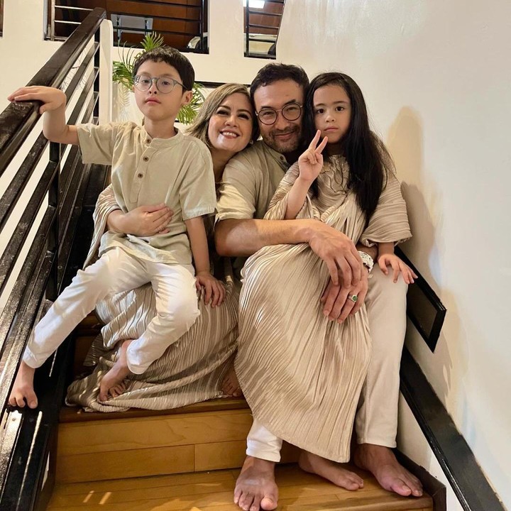 <p>Anak kembar Cynthia Lamusu dan Surya Saputra, Tatjana dan Bima, kini sudah besar dan hampir genap berusia 8 tahun, Bunda. Meski begitu, mereka selalu tampil kompak dan menggemaskan. (Foto: Instagram: @cynthia_lamusu)</p>
