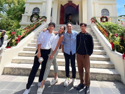 Terpopuler: Potret Sophie Navita & Pongky Barata Bersama Kedua Putranya