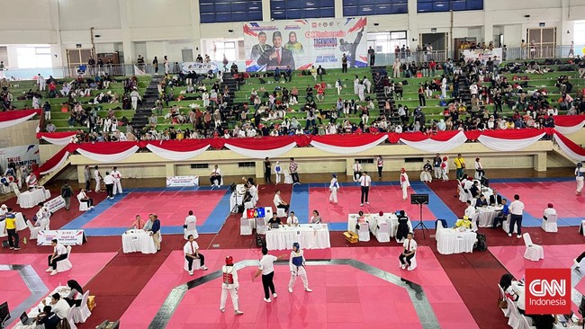 Hari pertama penyelenggaraan CNN Indonesia Taekwondo Championship Piala Menpora 2024 berjalan sukses pada Kamis (3/10).
