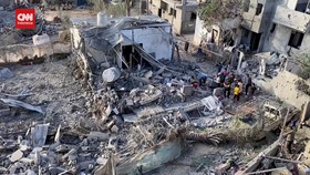 VIDEO: Usai Dirudal Iran, Israel Makin Brutal Serang Khan Younis Gaza