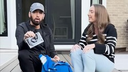 Lirik Lagu Temporary - Eminem feat. Skylar Grey