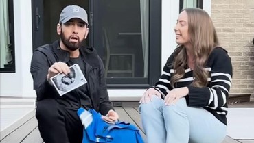 Potret dan Nama Cucu Pertama Eminem