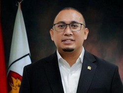 Andre Rosiade: Sesuai Arahan Prabowo, Gerindra Sebar 80 Sapi Kurban di Sumbar