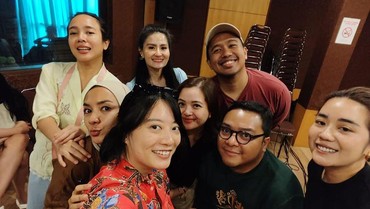 Joshua Suherman Pamer Bakal Reuni Eks Penyanyi Cilik 90-an, Tina Toon Kena Sentil