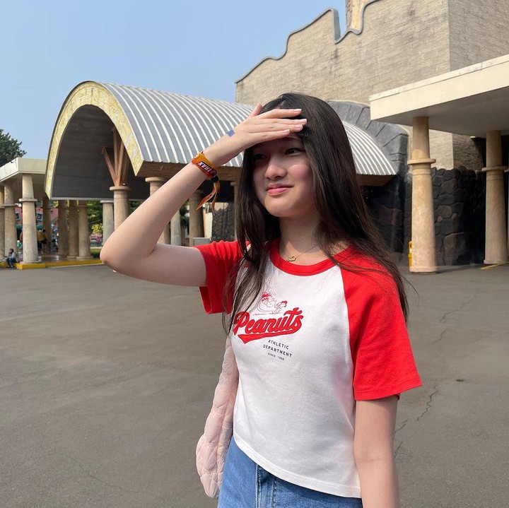 <p>Elea memiliki wajah blasteran bule karena sang Ayah adalah keturunan Jawa dan Belanda. Tidak hanya itu, Elea juga memiliki rambut panjang dan postur tubuh yang tinggi. (Foto: Instagram: @ussypratama)</p>
