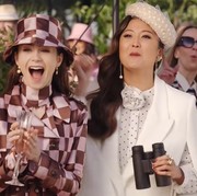 Tampilkan Berbagai Style Unik, Intip Penampilan Emily di Emily In Paris Season 4 Episode 7 dan 8