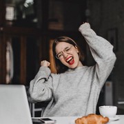 Kebahagiaan Bisa Menular Sampai 1 Mil, Cek Faktanya Biar Ikut Bahagia!
