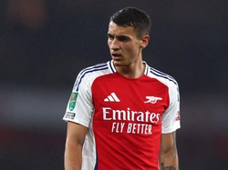Arsenal Mau Pertahankan Kiwior Meski Ada Potensi Kedatangan Mosquera