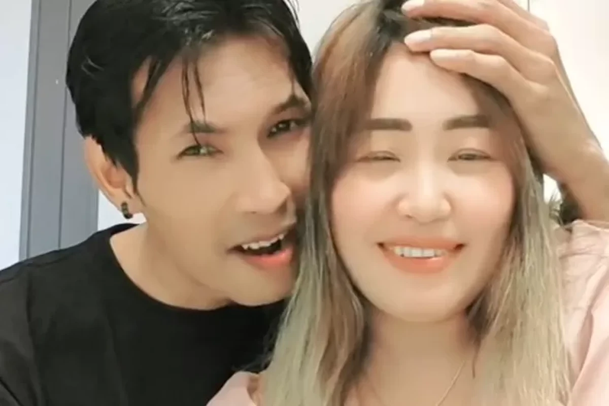 Kenangan Pinkan Mambo Saat Makan dan Suapan dengan Arya Khan