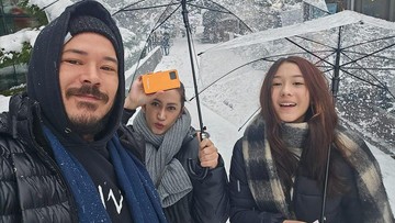 Alasan Zack Lee dan Nafa Urbach Berusaha Hadir secara Emosional dalam Asuh Anak