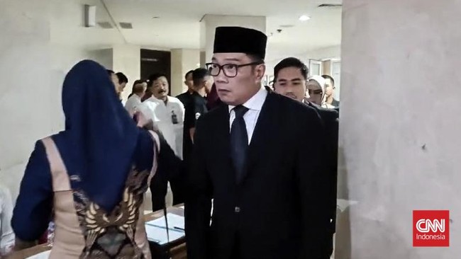 Lisa Mariana melayangkan somasi kepada eks Gubernur Jawa Barat Ridwan Kamil dengan harapan bisa duduk bersama untuk menyelesaikan permasalahan diantara keduanya