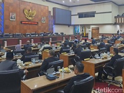 Ini Susunan Pimpinan DPRA Periode 2024-2029