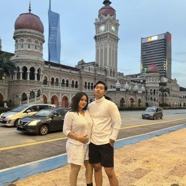 Alasan Tak Terduga Kekasih Berondong Lamar Anisa Bahar di Perahu