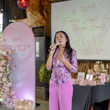 Peduli Kanker Payudara, Dewi Lestari Ingatkan Pentingnya Jaga Batin