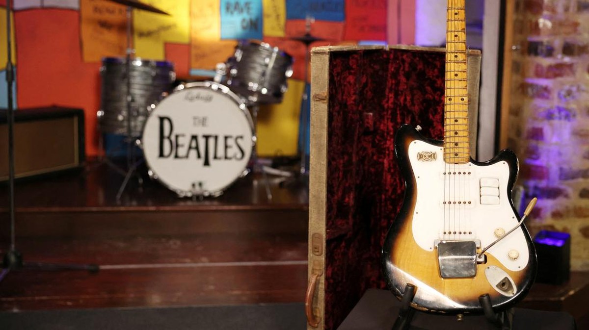 FOTO: Gitar George Harrison Era Awal The Beatles Akan Dilelang