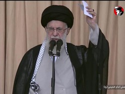 Video: Isi Khotbah Jumat, Khamenei Sebut Serangan Iran ke Israel Legal