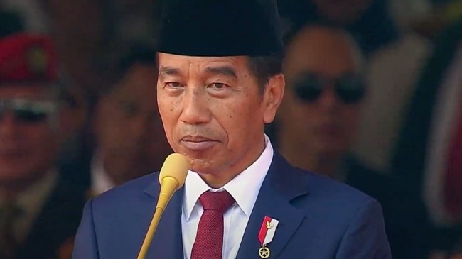 Presiden Jokowi menitipkan pesan kepada TNI jelang transisi pemerintahannya ke Prabowo, serta persiapan Pilkada 2024.