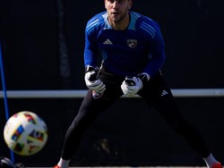 Maarten Paes Sudah Ikut Latihan FC Dallas