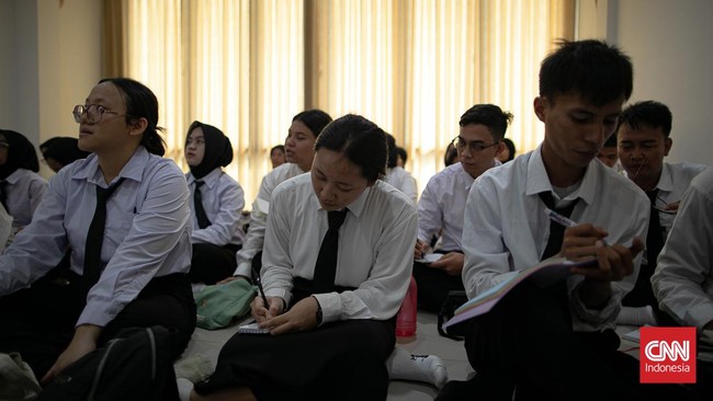 Pemerintah Jepang berencana melonggarkan aturan ketenagakerjaan bagi tenaga kerja asing (TKA) mulai April 2027.