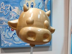Museum of Toys Digandrungi di Art Jakarta 2024, Patung Balon dari Jamur Ludes