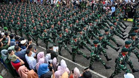 FOTO: Gempita Perayaan HUT ke-79 TNI di Berbagai Daerah