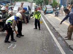 Terjatuh dari Motor gegara Jalan Licin, Yogas Tewas di Kopo Bandung