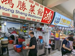 50 Tahun Beroperasi Gerai Makanan Ini Tutup, Pemilik Tak Wariskan pada Anak