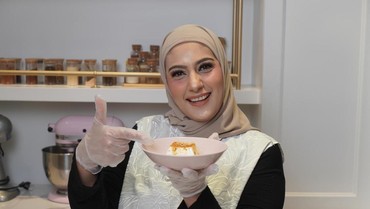 img-title Tips Ala Bisyir Kembangkan Bisnis Bittersweet by Najla Bersama Shopee Live & Shopee Video