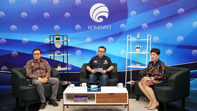 Pemerintahan Presiden Joko Widodo (Jokowi) dalam tiga bulan terakhir mampu menjaga stabilitas politik menjelang transisi menuju pemerintahan berikutnya.