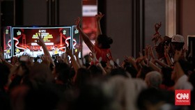 Tim RK Tertawa saat Dharma Pongrekun Jawab Pandemi Covid Agenda Asing
