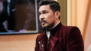 img-title Garap 'Kuncen', Fadi Iskandar & HERS Productions Cari Pemilik Lagu 'Dhandhanggula Lamun Sira'