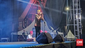 Kemeriahan Kumpul Sahabat Daihatsu Makassar Ditutup Konser Ridwan Sau
