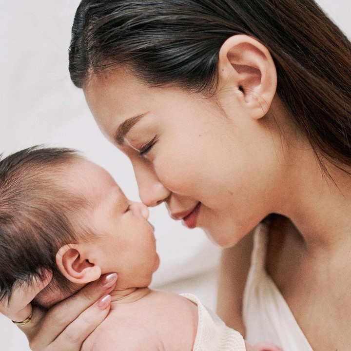 <p>Bunda, kita doakan agar Zoe tumbuh menjadi anak yang sehat dan selalu mendapatkan kebahagiaan, ya. Semoga Zoe terus menjadi kebanggaan bagi kedua orang tuanya. (Foto: Instagram: @patriciagouw)</p>