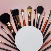 Biar Nggak Jerawatan, Ketahui Waktu yang Tepat untuk Ganti dan Cuci Brush Makeup