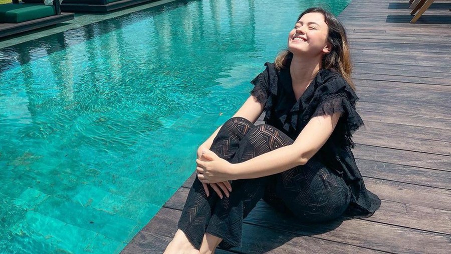 Edward Akbar Sedih &OpenCurlyQuote;Didepak’ dari Instagram Istri&comma; Kimberly Ryder&colon; Berisik Aja