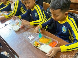 Simulasi Makan Siang Gratis Rp 14.500 di SD Semarang, Ini Menunya