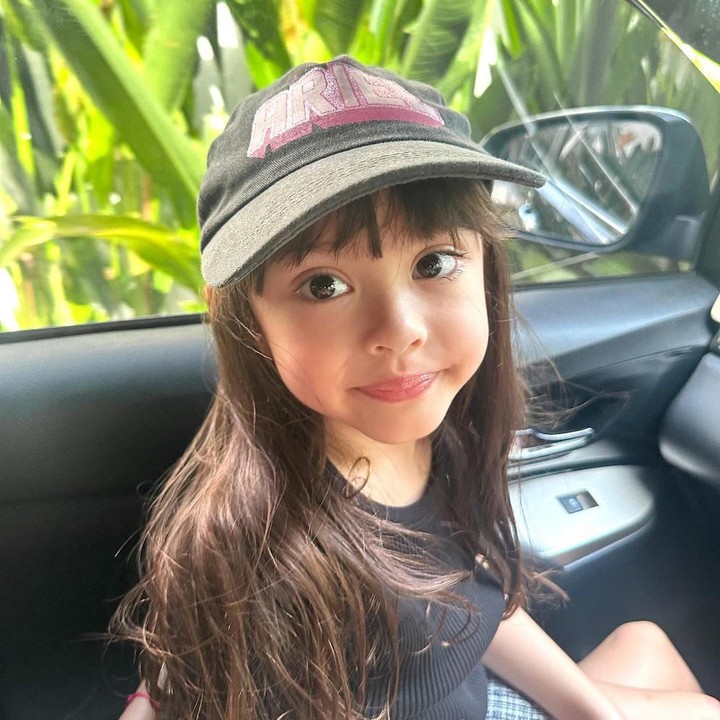 <p>Sophia Ayana, putri Yasmine Wildblood dan Abi Yapto, selalu menarik perhatian netizen, Bunda. Gadis yang lahir pada 4 Oktober 2019 ini baru saja merayakan ulang tahunnya yang kelima. (Foto: Instagram: @yaswildblood)</p>