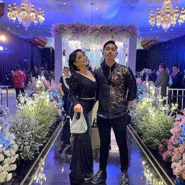 Reaksi Jelita Usai Sang Ibunda Anisa Bahar Dilamar Pacar Berondong