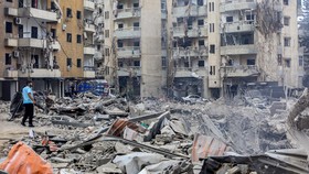 Pentolan Hizbullah Diduga Selamat dari Serangan Israel di Beirut