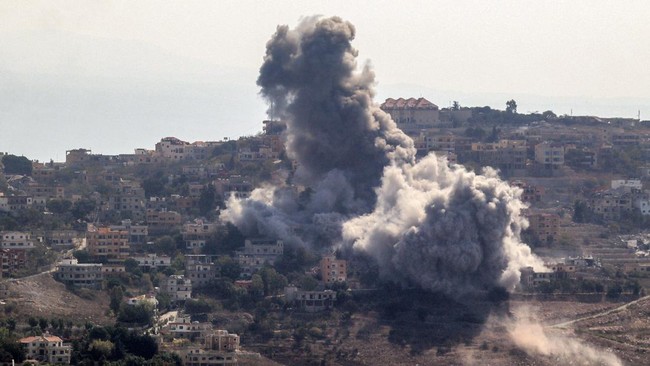Milisi Hizbullah terlibat pertempuran sengit dengan pasukan Israel di Lebanon selatan pada hari ini, Rabu (9/10).