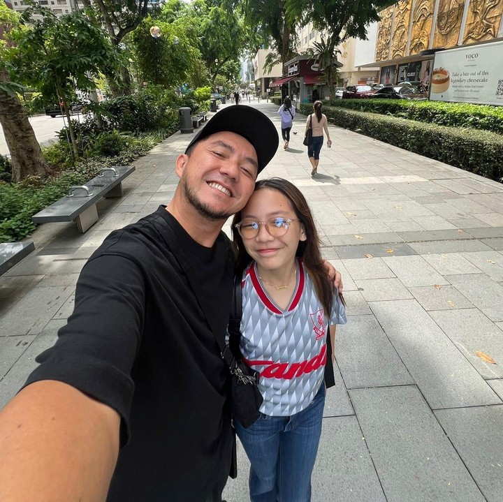 <p>Dalam unggahan ini, Omesh pun berpikir untuk selalu bisa hidup sehat dan bugar sampai tua. Dengan begitu, ia bisa menemani Embun dan dua anaknya yang lain sampai tua tanpa menyusahkan mereka. (Foto: Instagram: @omeshomesh)</p>
