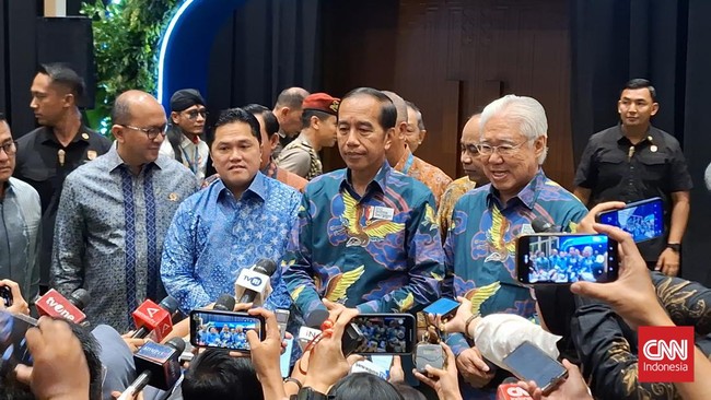 Presiden Joko Widodo (Jokowi) menyoroti Israel yang memerangi tiga negara sekaligus, yakni Palestina, Iran, hingga Lebanon.