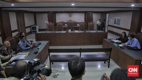 FOTO: Sidang Gugatan Rp5.246 T Rizieq Shihab ke Jokowi Ditunda