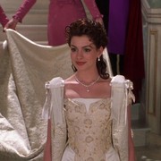 Hore! Anne Hathaway Dikabarkan Kembali Bintangi Princess Diaries 3