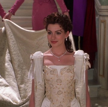 Hore! Anne Hathaway Dikabarkan Kembali Bintangi Princess Diaries 3