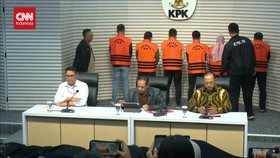 VIDEO: KPK Tetapkan Gubernur Kalsel dan 6 Orang Tersangka Suap Proyek