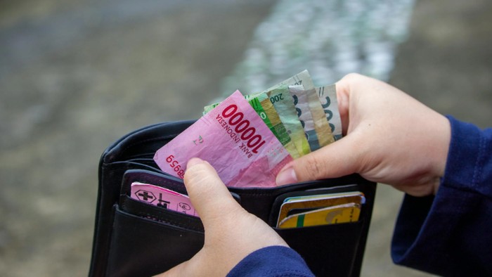 Tips Praktis Hidup Hemat di Usia 20-an/Foto: pexels.com/Ahsanjaya