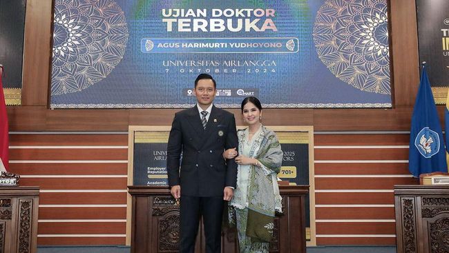 Bangganya Annisa Pohan saat Sang Suami AHY Terima Gelar Doktor dari Universitas Airlangga