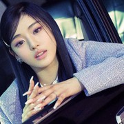 Potret Manis Athena 'FIFTY FIFTY' yang Punya Visual Unik
