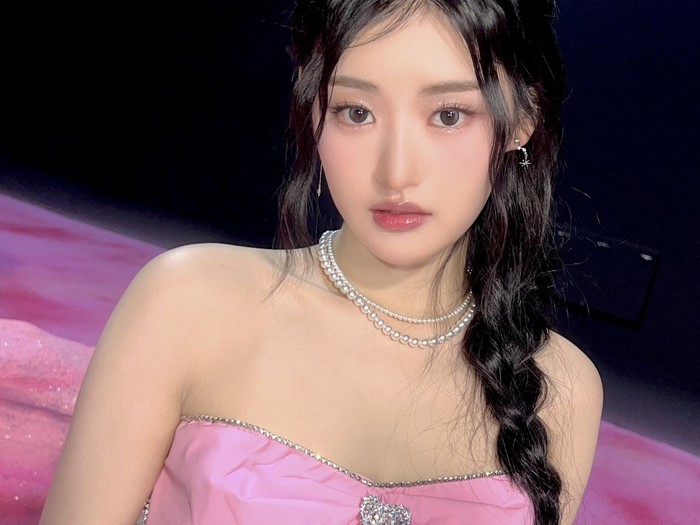 Athena memiliki darah campuran Taiwan dari sang ayah, dan Korea dari sang ibu / foto: x.com/we_fiftyfifty